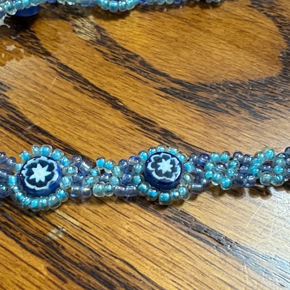 HANDMADE MULTICOLORED BLUE CHOKER NECKLACE ADJUSTABLE - Picture 3 of 3